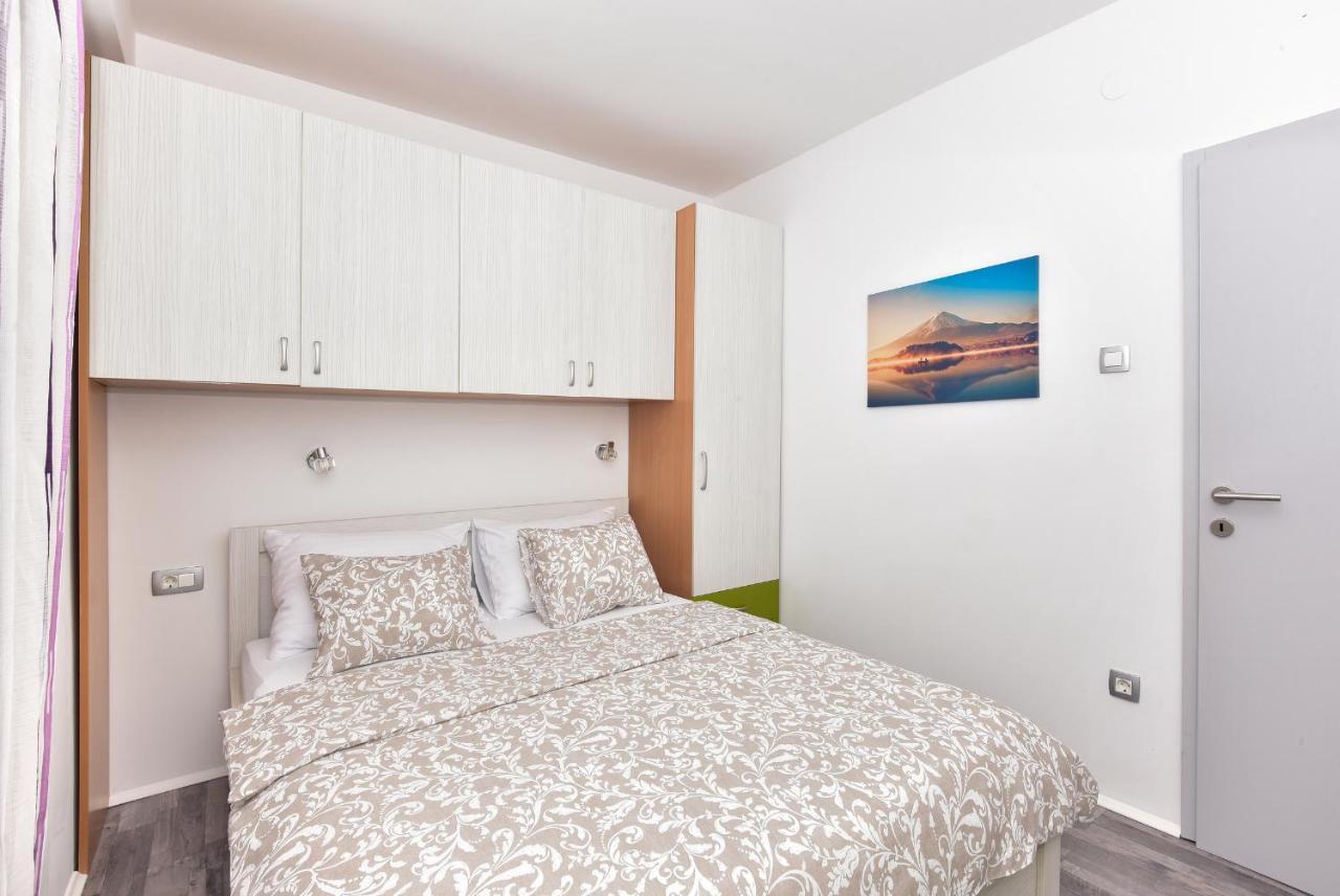 Apartment Maslina Makarska Exterior photo